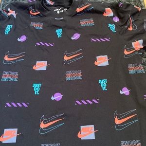 Nike t-shirt